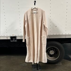 Babaton- The Luxe Lounge